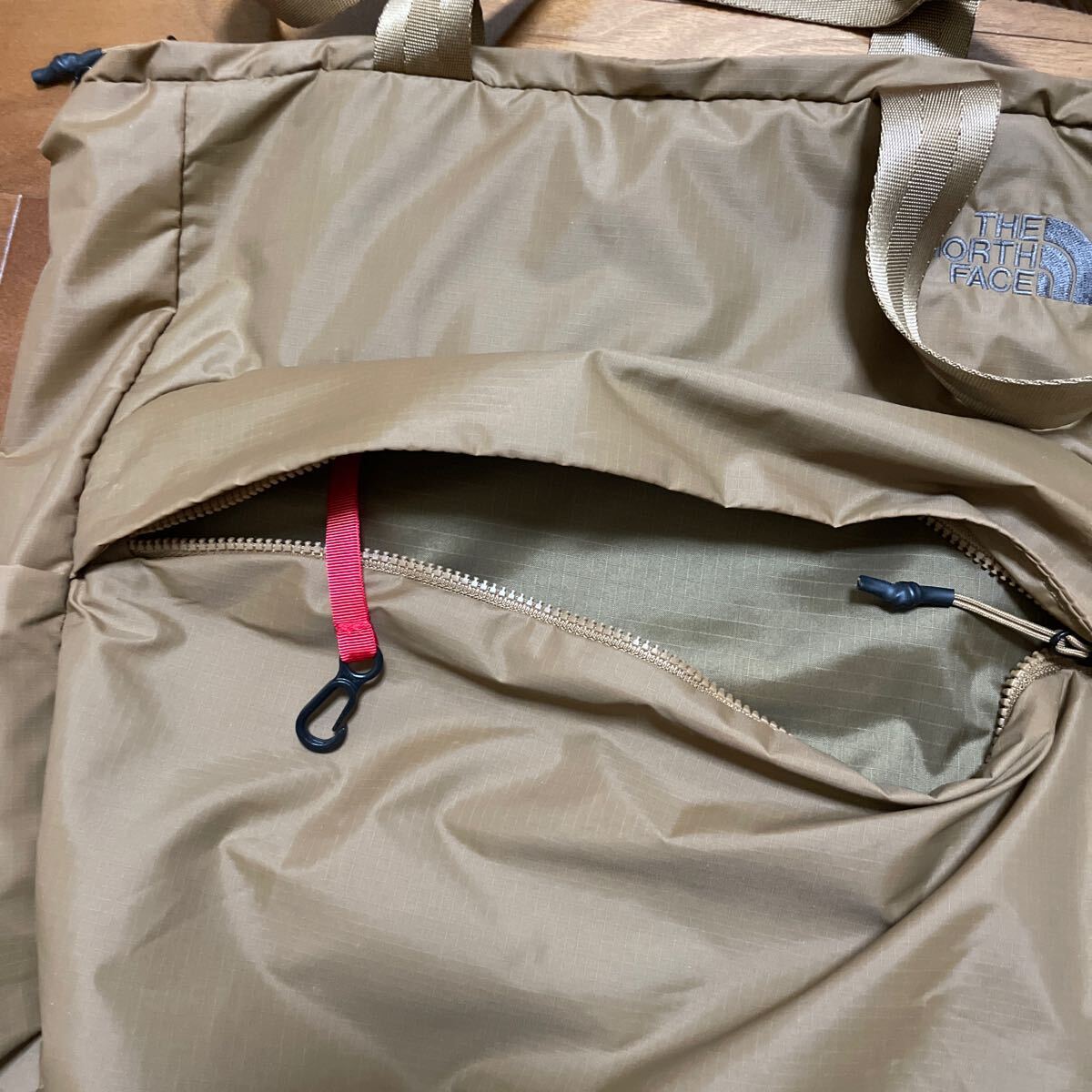 NORTH FACE GLAM TOTE 18L 2wayバックパック の画像4