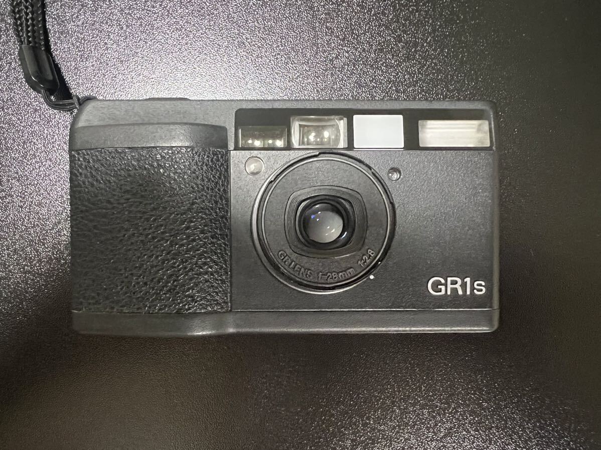 RICOH GR1s BLACK コンパクトフィルムカメラ の画像1