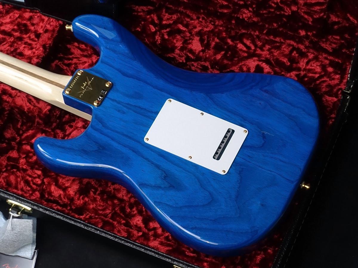 Fender Custom Shop ＜フェンダーカスタムショップ＞ Quilt Maple Stratocaster NOS Sapphire Blue Trans_画像9