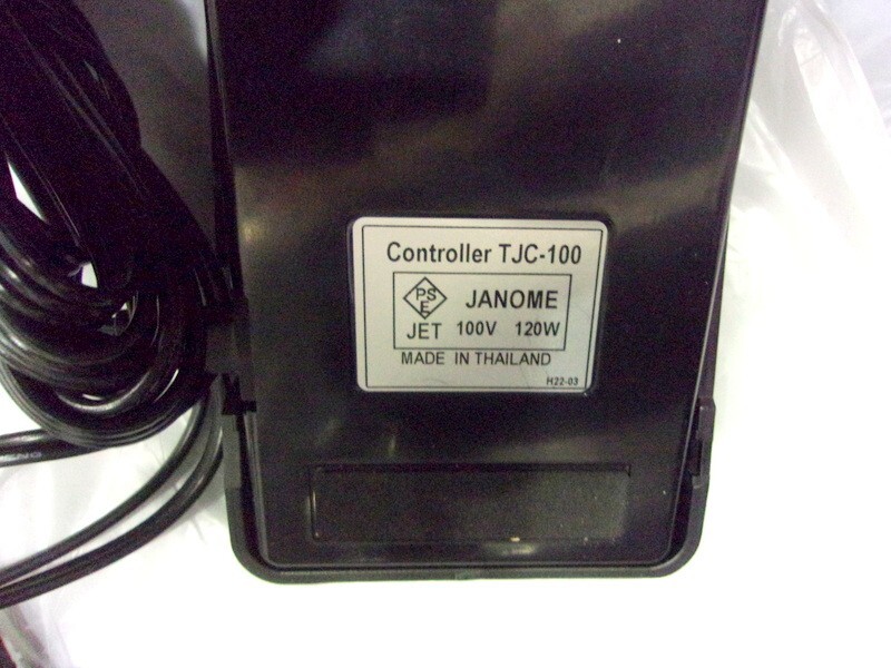 1000円スタート ミシン JANOME LC7500K Model 731 Black Edition 通電確認済み ハンドクラフト 手工芸 ケース付 2 ミシンE1033_画像4