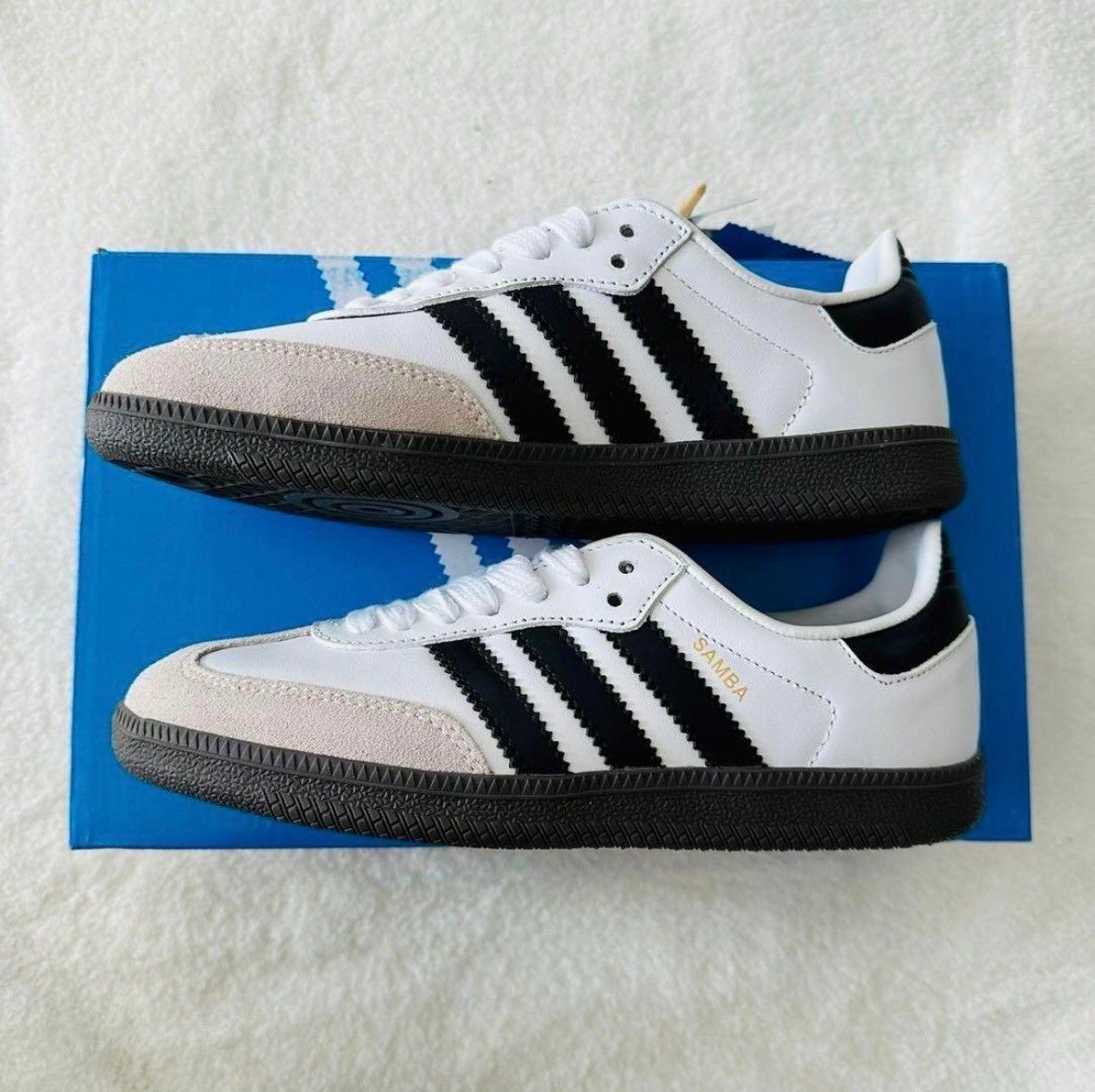 アディダス　サンバ　ほぼ新品 Wales Bonner × adidas Samba の新作が国内11月8日／11月17日