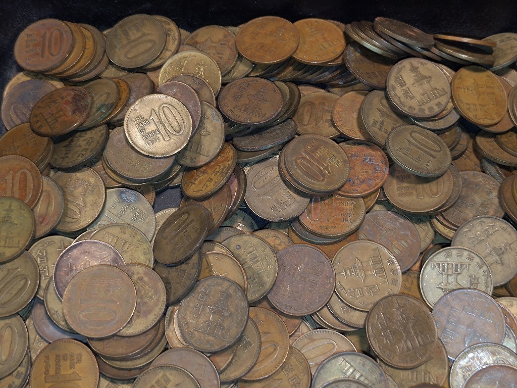 【1円スタート】韓国 大韓民国 旧10ウォン硬貨 おまとめ 約1.9㎏ 多宝塔 1966年 の画像2