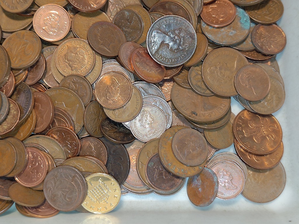 【1円スタート】イギリス他 新旧１・２ペニー硬貨他 おまとめ 約2.4㎏ の画像5
