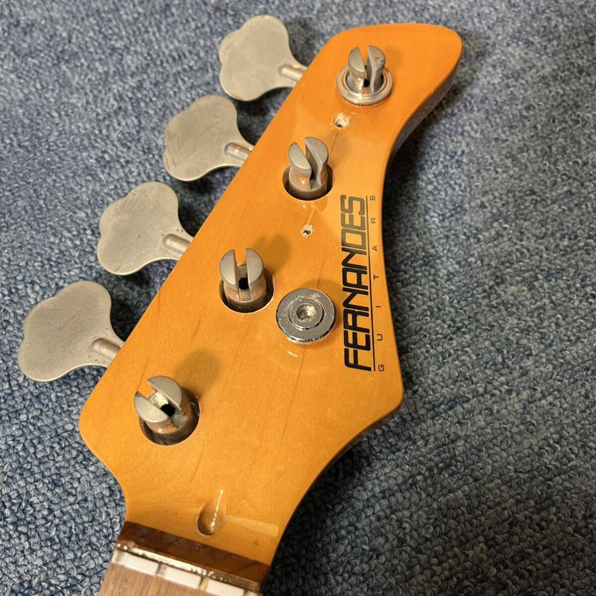 FERNANDES フェルナンデス エレキベース FG07102255 ケース付き 楽器 弦楽器 中古 現状品 動作未確認_画像4