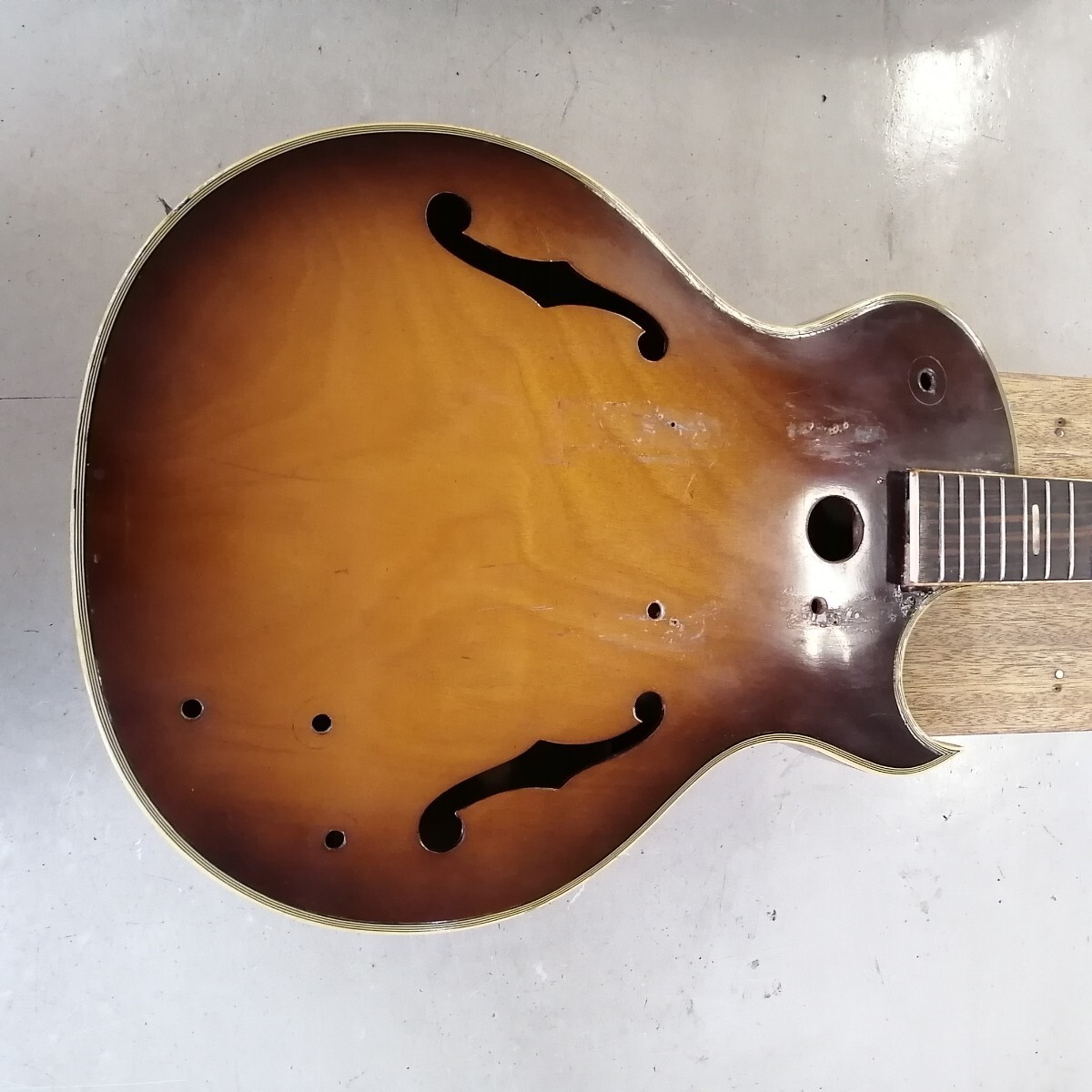 希少 カワイ Kawai EP-85 ビザールギター ボディ ネック ジャンク品 1960年代製 フルアコ レトロ の画像2