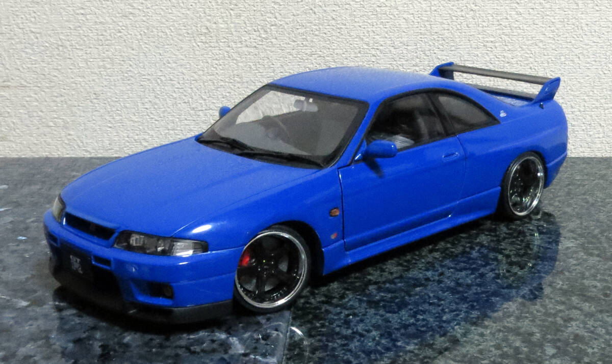 ■■■　オートアート　1／18　スカイラインGT-R V-spec LM Limited (R33)　ブルー　ローダウンカスタム■■■_画像1