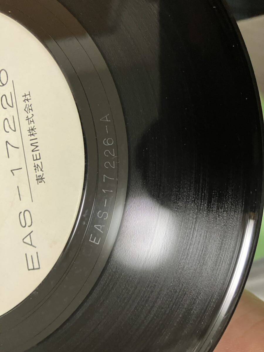 新品のレコード 激レア ラフテスト盤 ドーナツホール仕様の ビートルズ ムービーメドレーの画像6