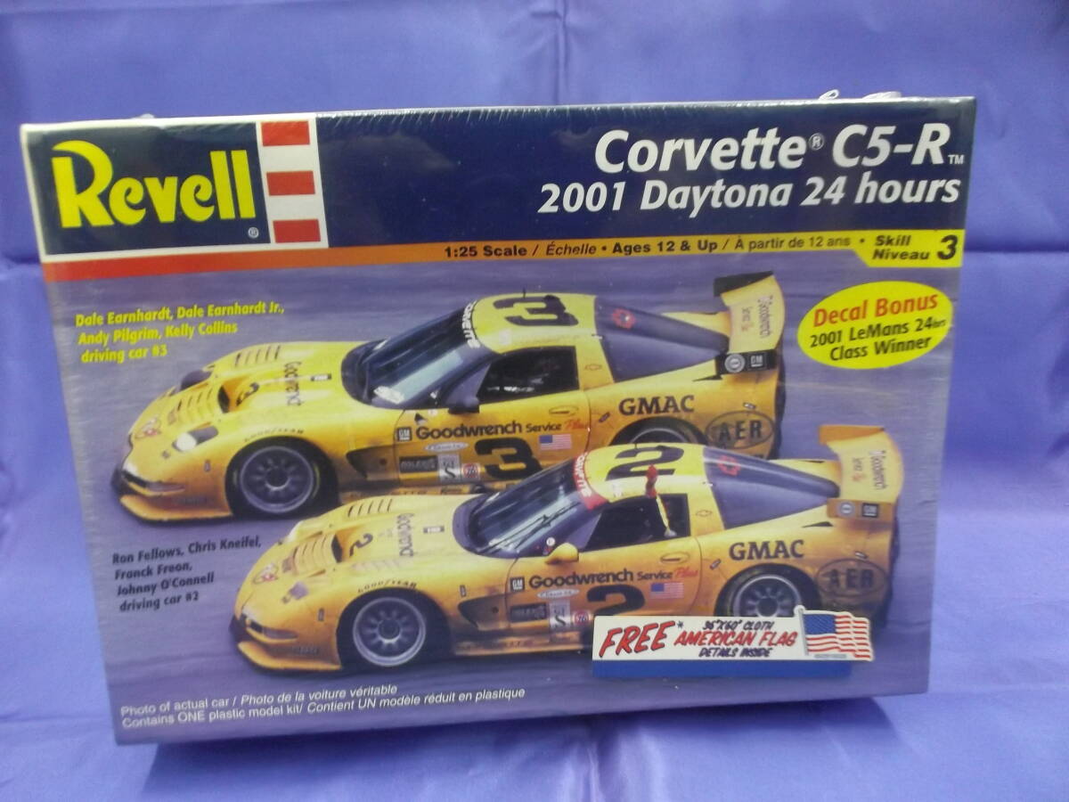 レベル社製 1/25 コルベット C5-R ２００１ デイトナ ２４の画像1