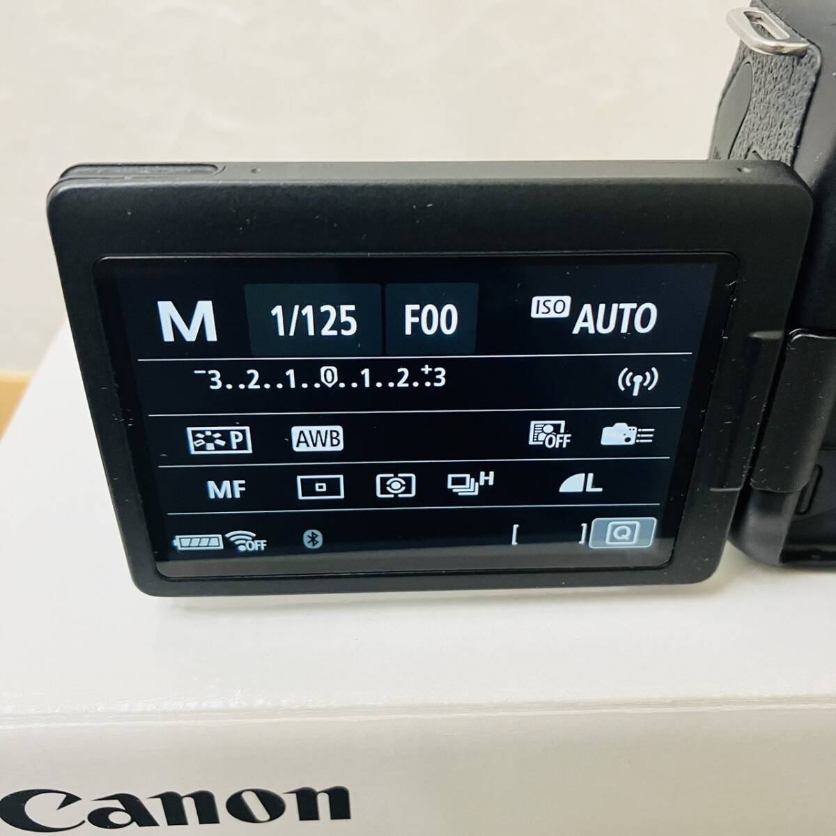 【YYD-3317TA】１円～ Canon EOS 90D キャノン イオス デジタル一眼レフ カメラ 通電 シャッター確認済み ボディ 付属品 箱 現状品 趣味の画像3