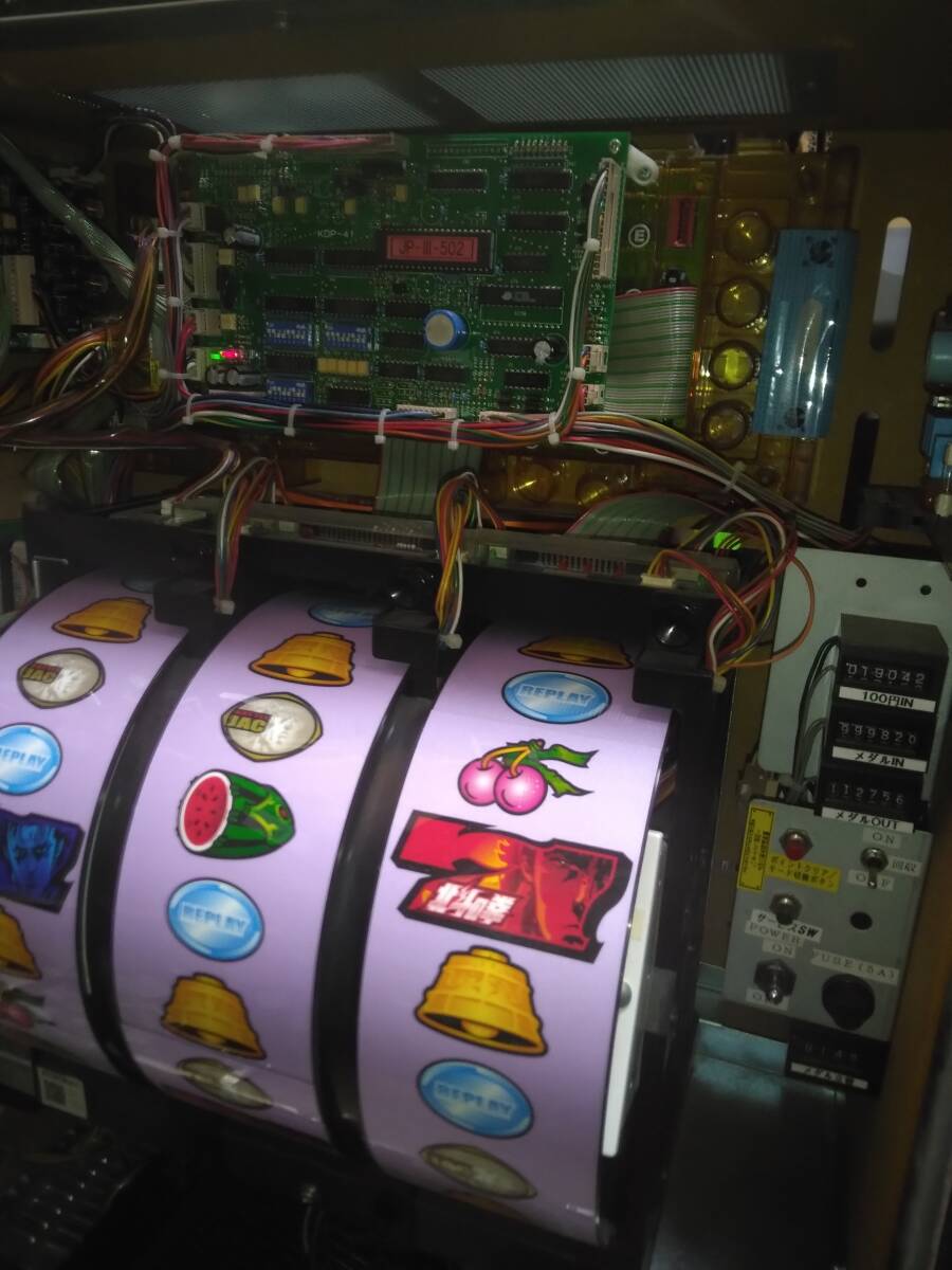 パチスロ 実機 4号機 サミー 北斗の拳SE アミューズ ゲーム 無段階ボリューム 家庭用電源トランス付 スロット 説明書付の画像8