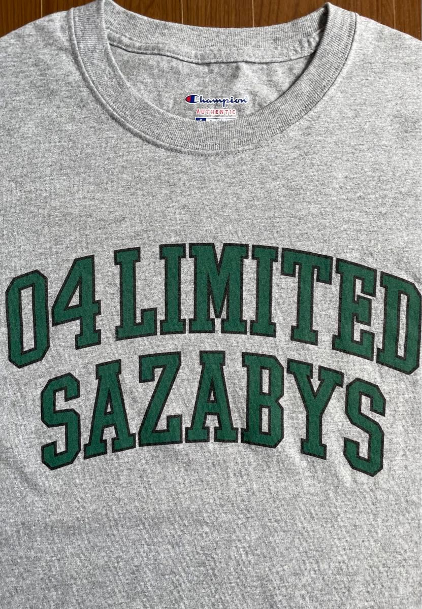  04 limited SAZABYS フォー・リミテッド・サザビーズ チャンピオンコラボ Tシャツ グレー ロック 弱虫ペダル