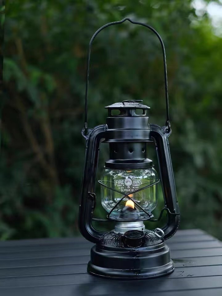 新品 1円 キャンプ用 超高品質 オイルランタン 灯油ランタン 照明 キャンプランタン アウトドア 野外登山 黒_画像2