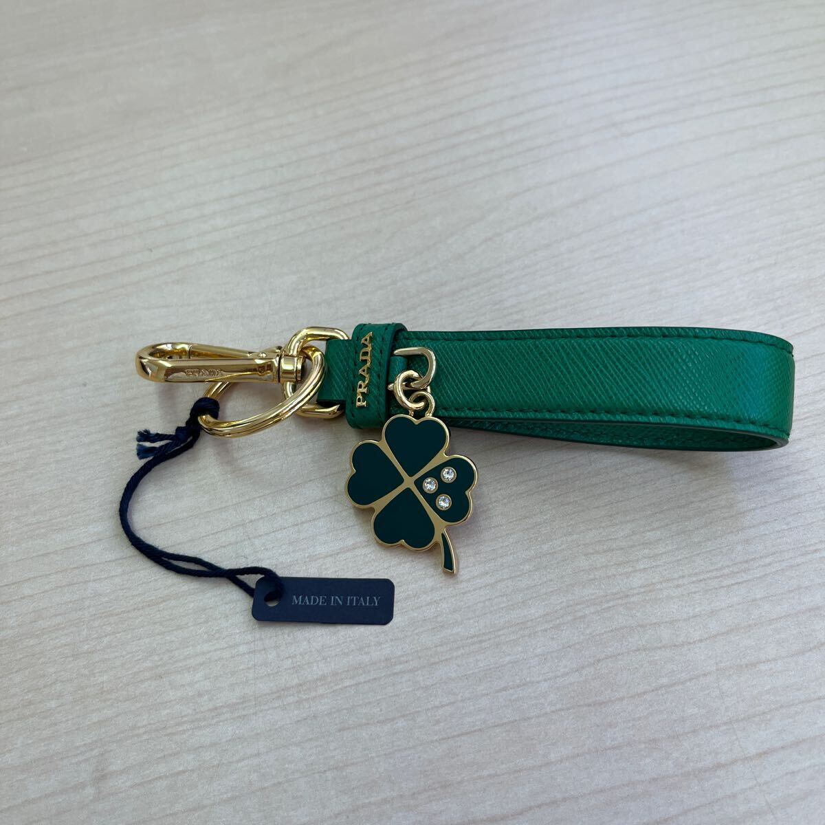 PRADA Prada metal clover key holder men's lady's key ring leather box equipped 