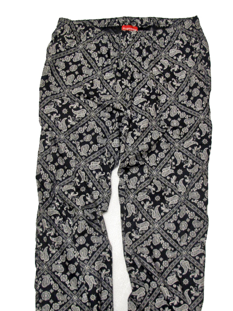 SUPREME シュプリーム 18SS Bandana Track Pants バンダナ/ペイズリー柄　希少ビックサイズXL　ジョガーパンツ　BLK/WHT_画像2