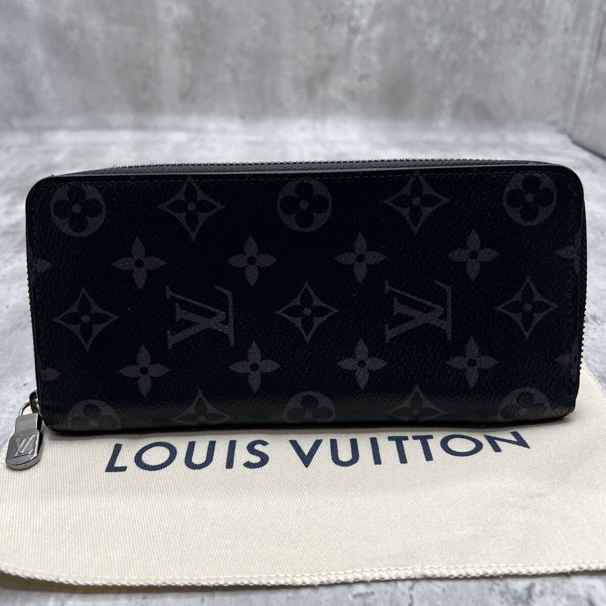 【現行 極美品 RFID】ルイヴィトン LOUIS VUITTON ヴェルティカル 長財布 ラウンド モノグラム エクリプス レザー メンズ ビジネス 黒_画像2