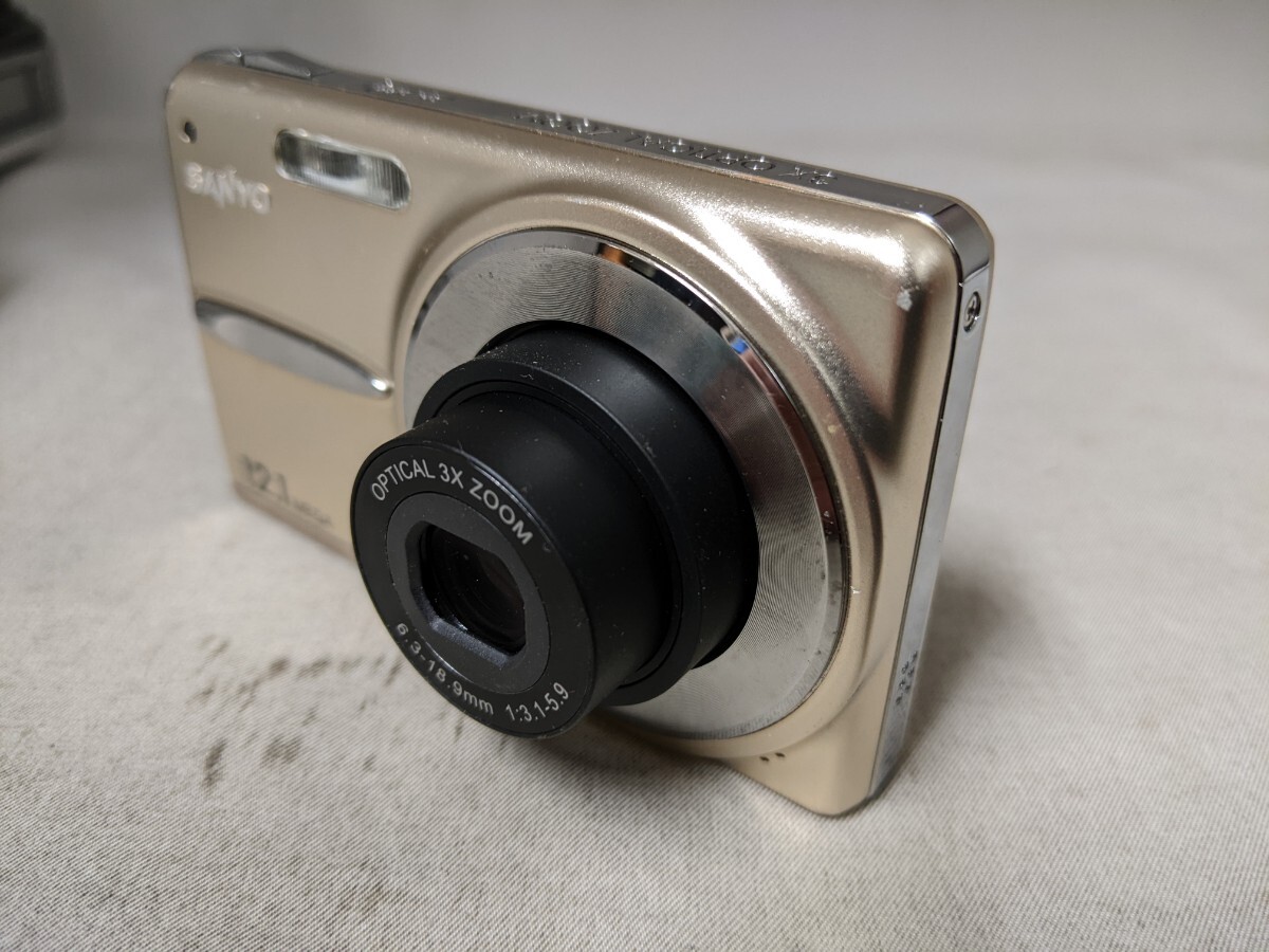 H1974 SANYO DSC-X1250 コンパクトデジタルカメラ 小型デジカメ/三洋電気 簡易動作確認OK 動作品 現状品 送料無料の画像1