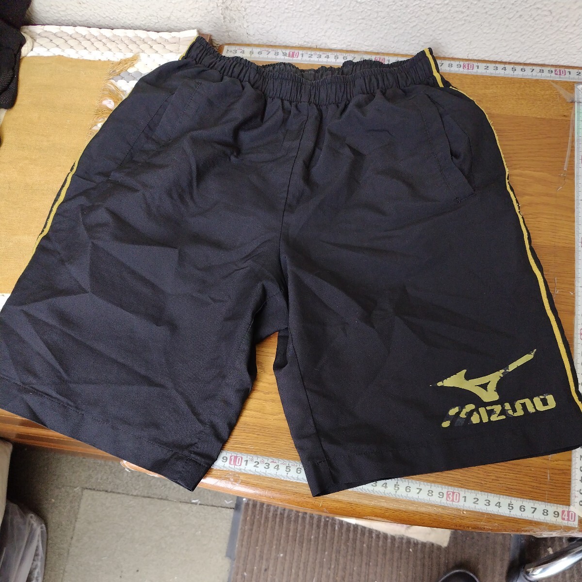 MIZUNO ハーフパンツ ブラックキッズ150サイズ 4/17_画像1