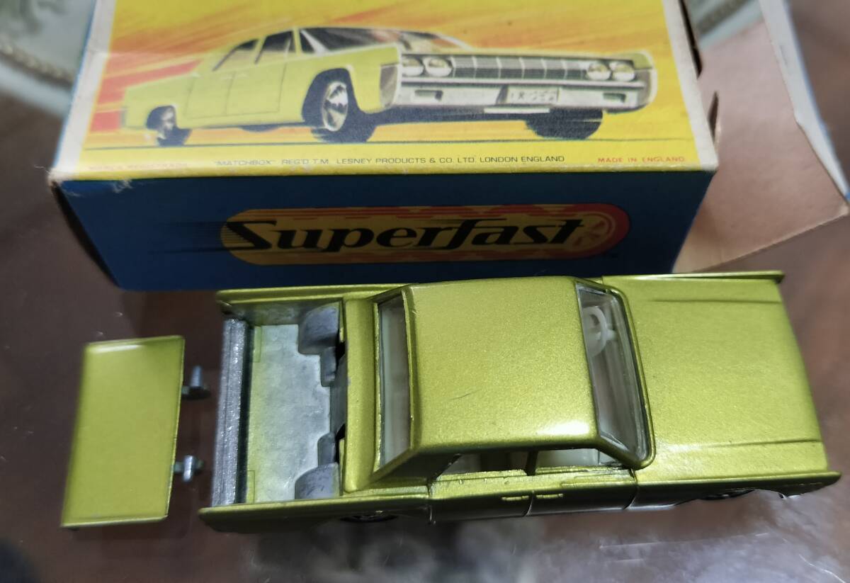 * Matchbox MATCHBOX Superfast 31 [ LINCOLN CONTINENTAL] unused original box equipped *