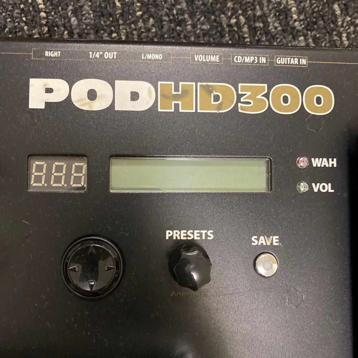 マルチエフェクター　LINE6 POD HD300