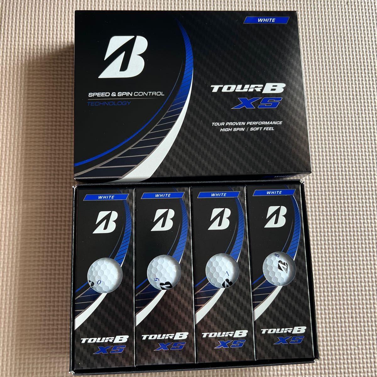 ★新品★ BRIDGESTONE プリヂストン TOUR B XS ホワイト １ダース(12個) 送付無料♪の画像2