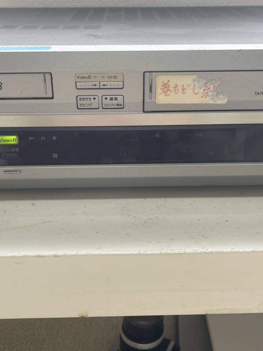 SONY WV-H6 Hi8/VHSビデオデッキ 通電確認の画像2