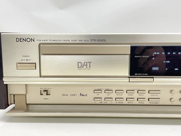 X911-N30-1913 DENON デノン テープデッキ DTR-2000GL DATデッキ デジタルオーディオテープデッキ 現状品②の画像3