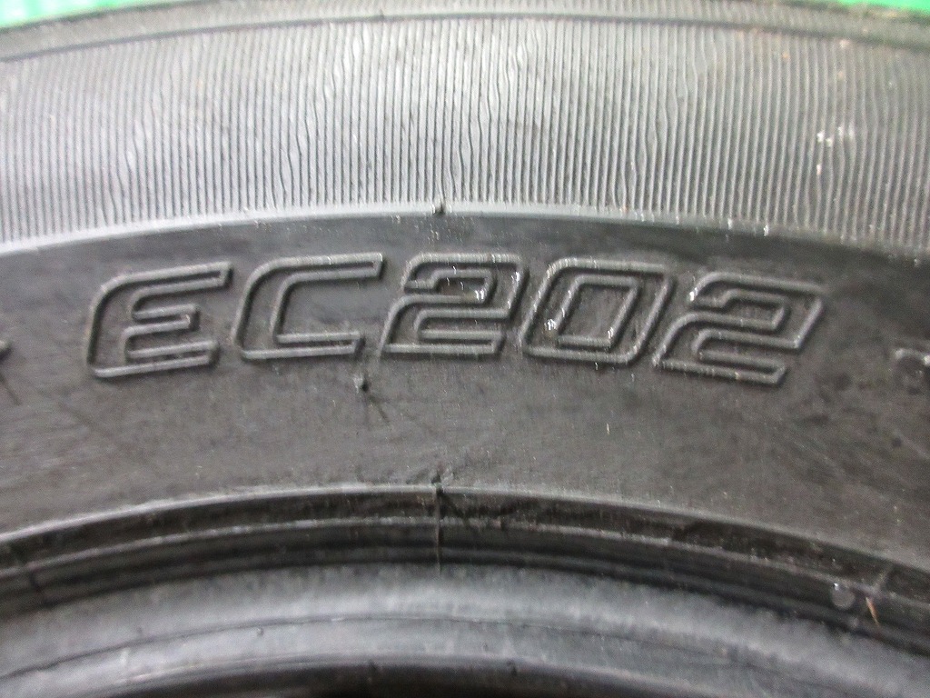 2019年製 ダンロップ DUNLOP EC202 195/65R15 4本 №4652上 夏タイヤ ラジアル サマー オンロードタイヤ 80％残溝_画像8