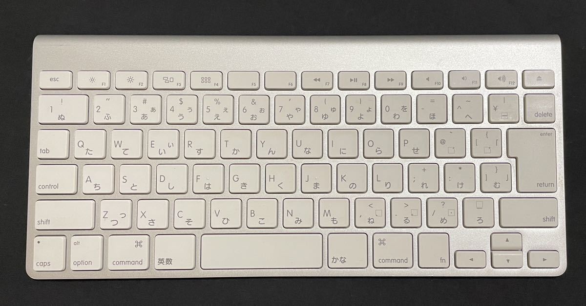 単品 キートップ Apple アップル Mac マック 純正 Bluetooth keyboard キーボード バラ売り A1314 日本語 JIS配列 白 送料230円 即有りの画像1