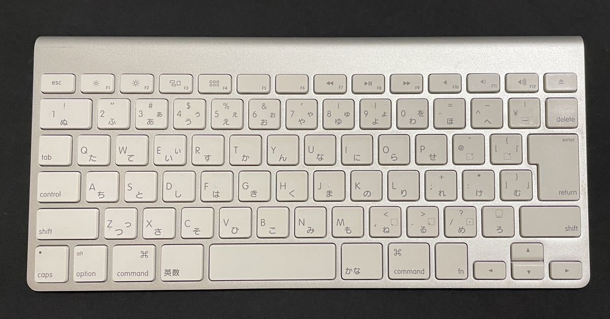 2個セット キートップ Apple アップル Mac マック 純正 Bluetooth keyboard キーボード バラ売り A1314 日本語 JIS配列 白 送料230円 即有の画像1