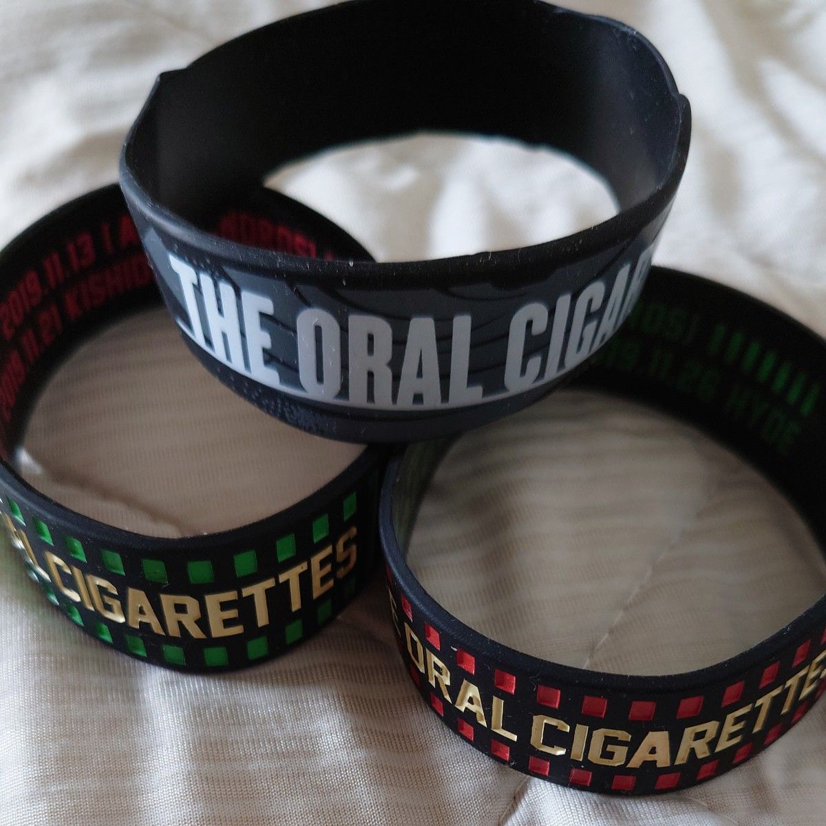 THE ORAL CIGARETTES】ラバーバンド3個組+おまけつき|Yahoo THE ORAL CIGARETTES】ラバーバンド3個組+おまけつき|Yahoo