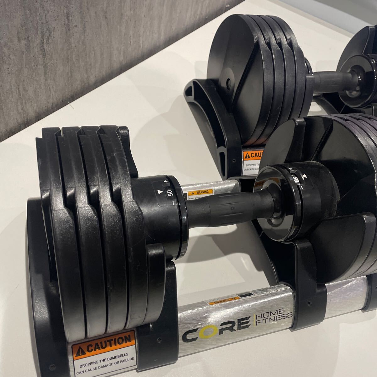 8750円 【直接引き取り歓迎】可変式ダンベル Core Home fitness 8750円 【直接引き取り歓迎】可変式ダンベル Core Home fitness