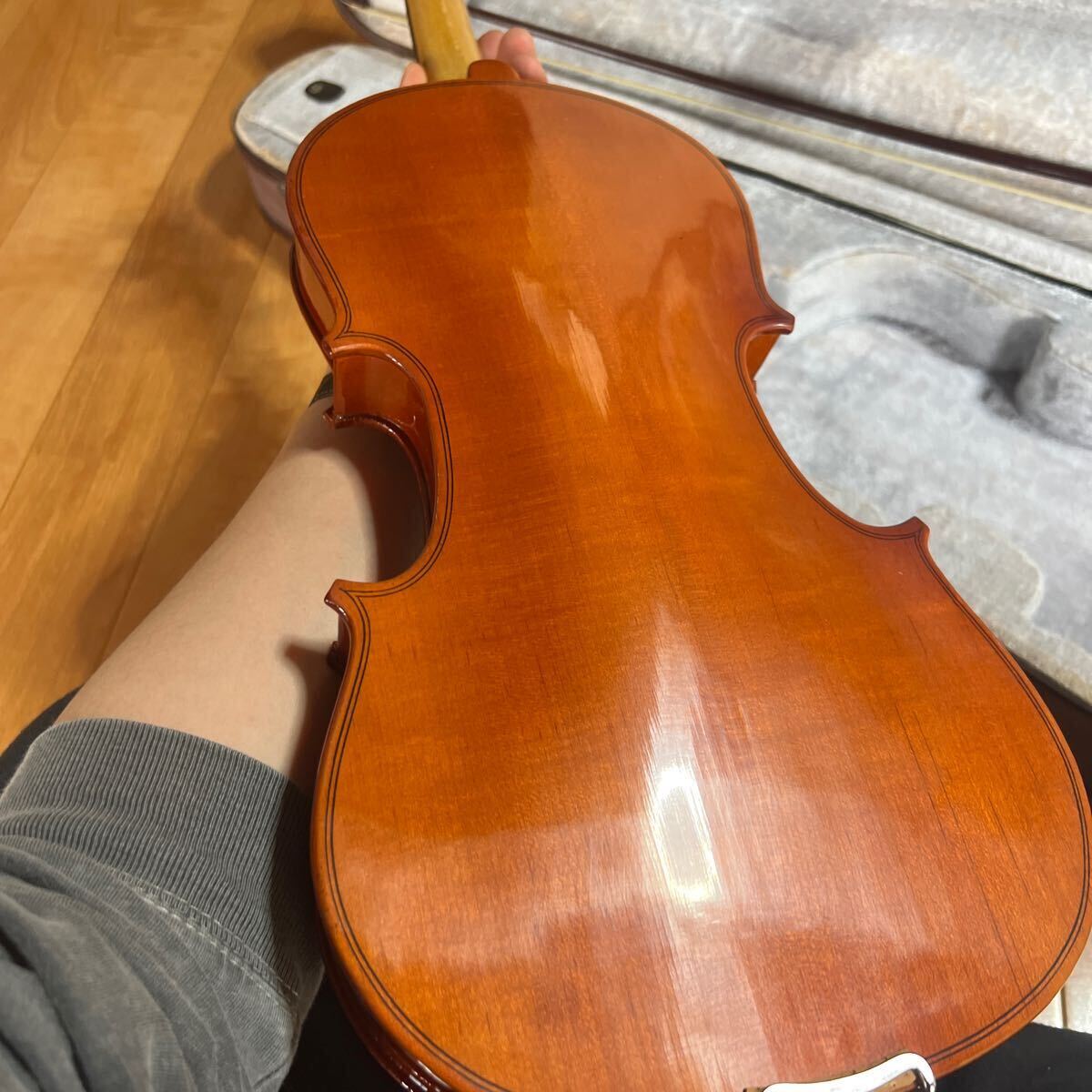 1円〜Luigiani/バイオリン LV-20 弦楽器 弓 ヴァイオリン ケース付き 中古の画像4