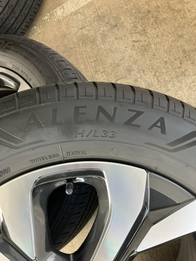 スバル レガシィアウトバック 純正ホイル タイヤセット 225/60R18　ブリヂストン アレンザH/L33 SUBARU OUTBACK BRIDGESTONE ALENZA