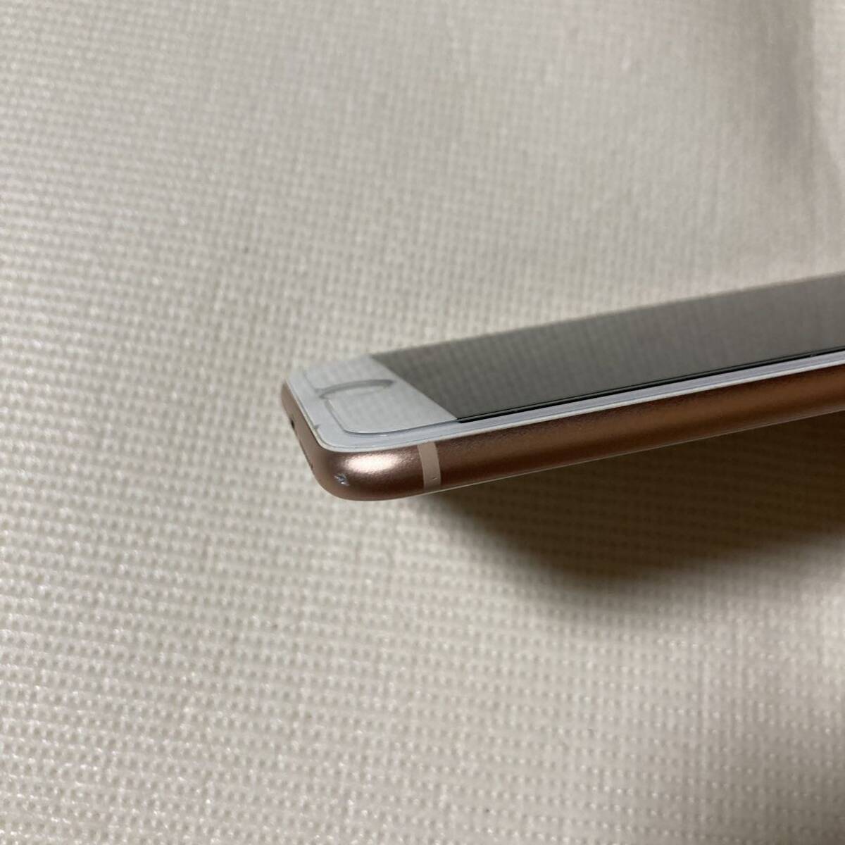 送料無料 SIMフリー iPhone8 Plus 64GB ゴールド バッテリー最大容量100% SIMロック解除の画像6