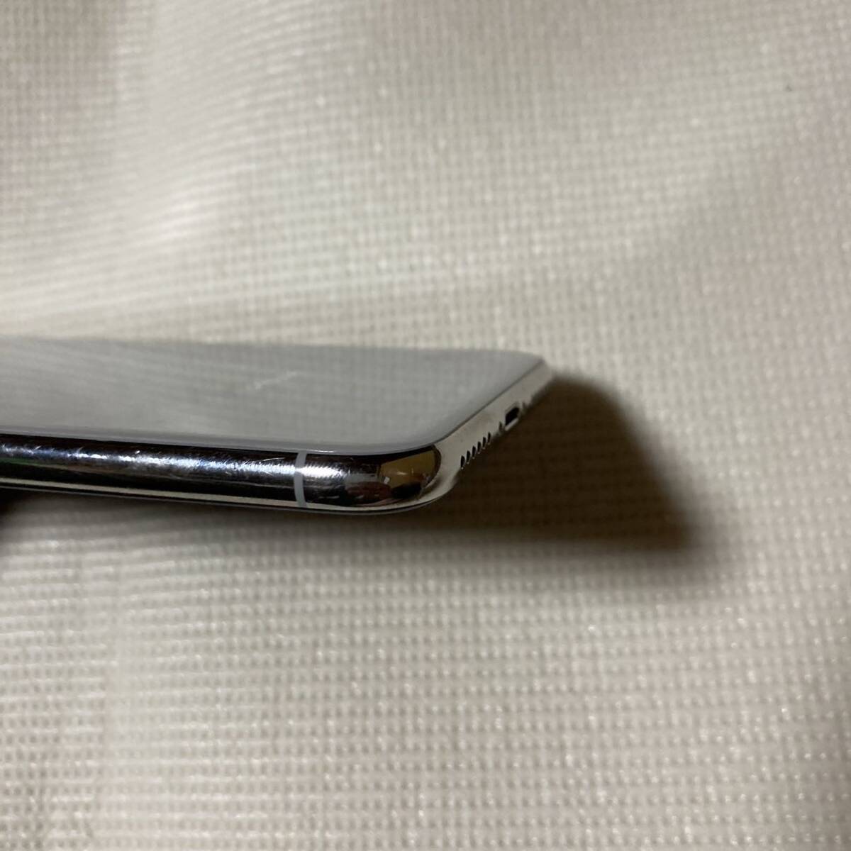 送料無料 SIMフリー iPhoneX 64GB シルバー バッテリー最大容量100% SIMロック解除済 中古品の画像8