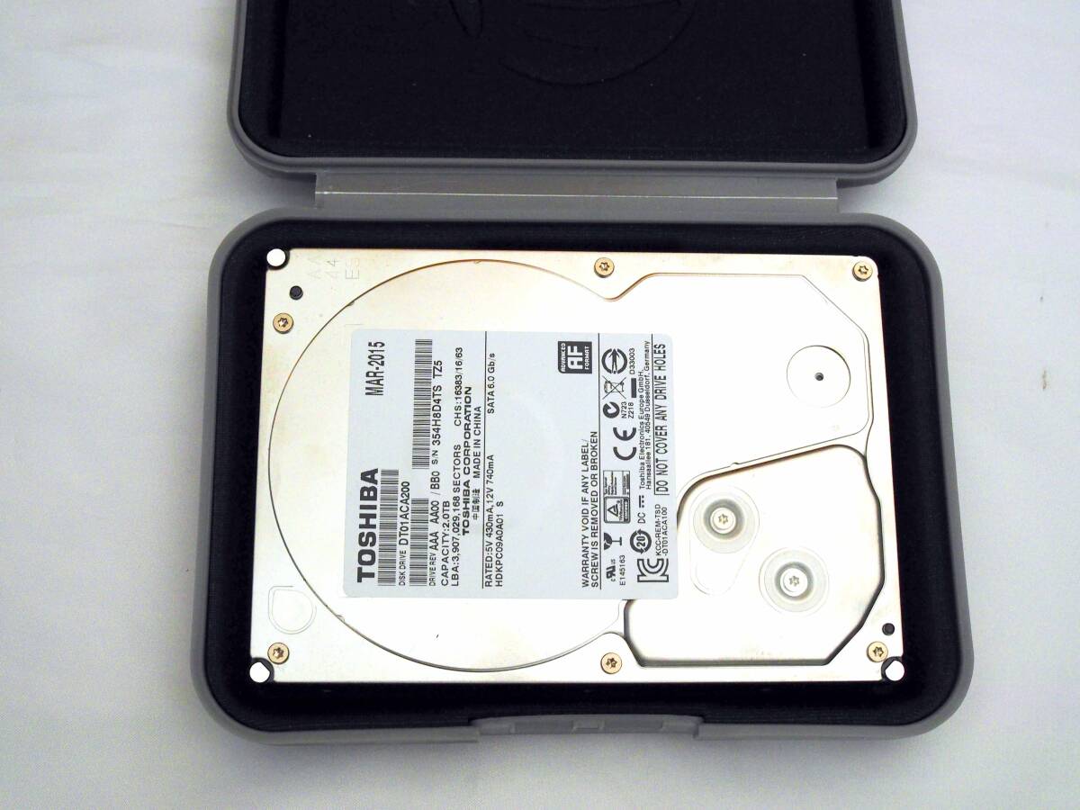 TOSHIBA 東芝 3.5インチ HDD ハードディスク SATA 2TB DT01ACA200　新品同様 2015年製_画像1