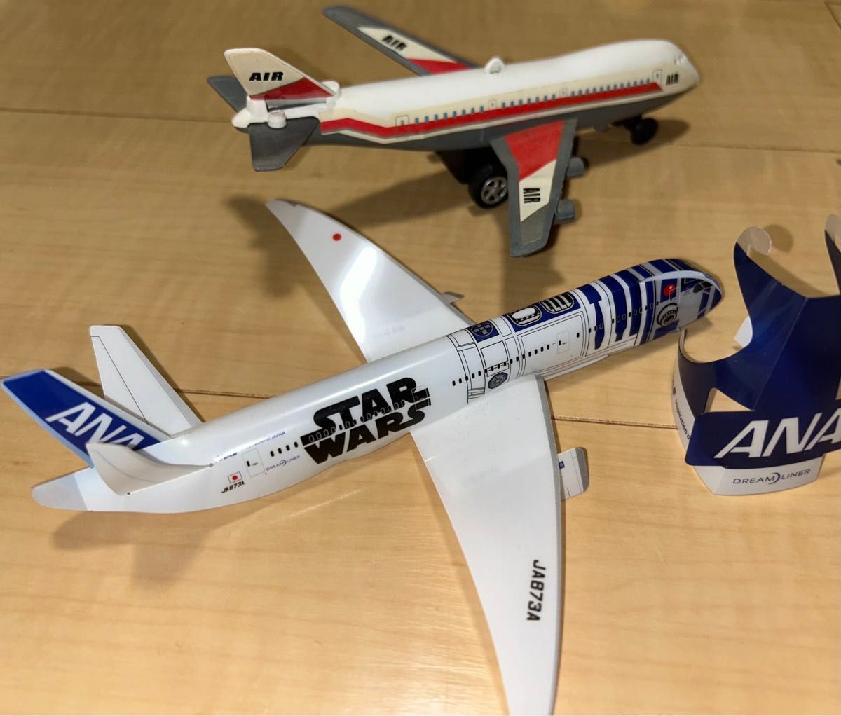 ANA スターウォーズ　飛行機　航空　空港　模型　フィギュア　STARWARS 客室乗務員　CA エア　エアライン　ディズニー