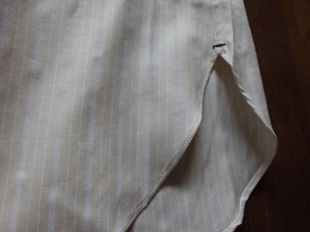 新品 　表記L-84　トラサルディ　日本製　トミヤアパレル（株） 　上質綿メンズワイシャツ_画像4