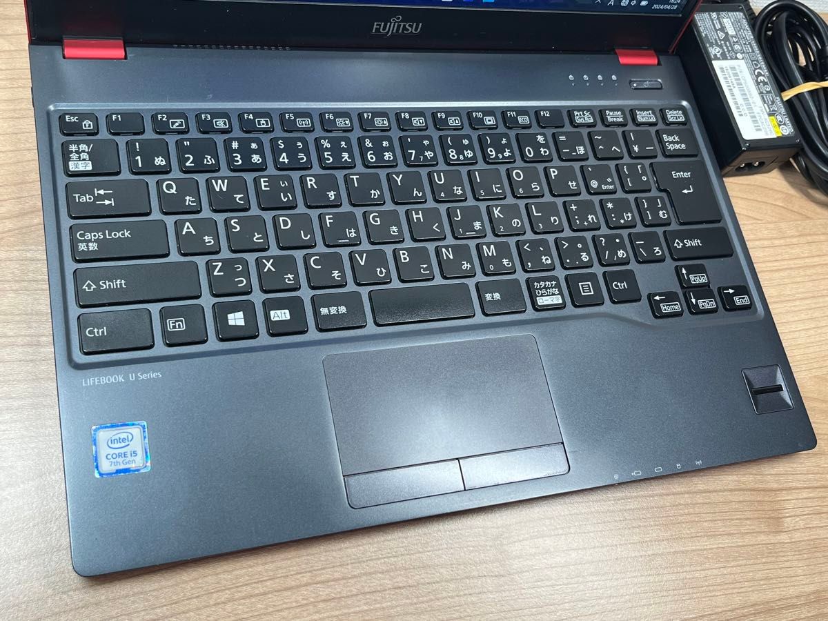 希少タッチパネル赤色〉 03273 富士通 LIFEBOOK U938/S i5 8GB 希少タッチパネル赤色〉 03273 富士通 LIFEBOOK U938/S i5 8GB