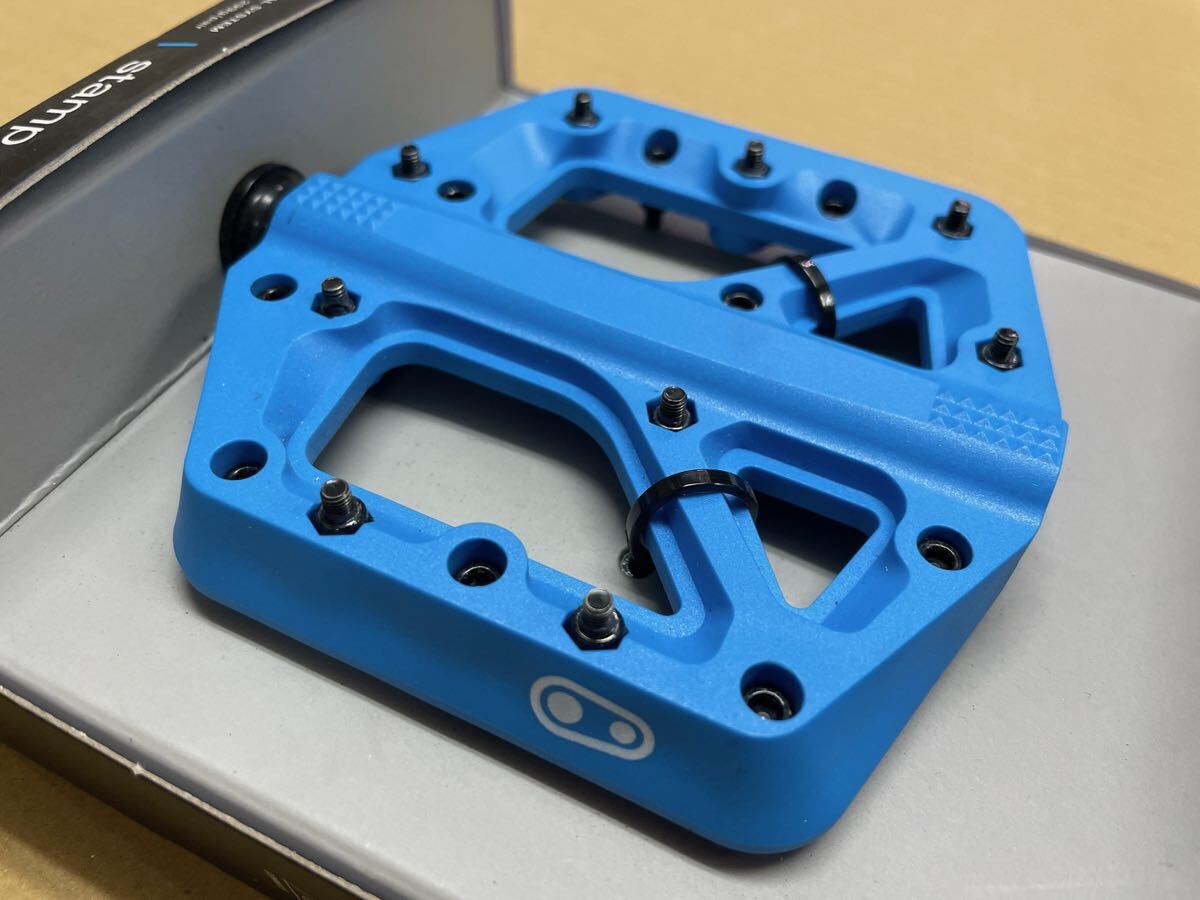 CRANKBROTHERS STAMP1 small blue