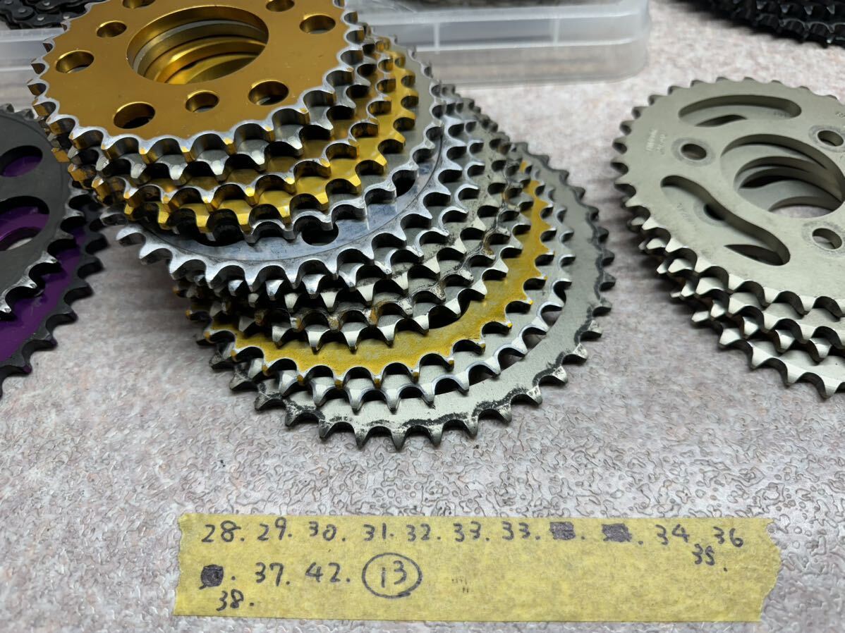 合計50枚以上 NSR50 NSF100で使用 420 AFAM SUNSTAR リア スプロケット 39枚 フロント多数 RS50 HRC NSR80 AC10 APE100 XR100 サンスターの画像2