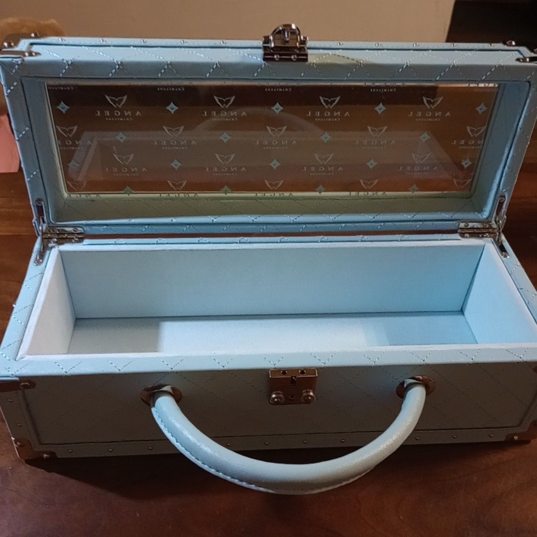 エンジェル シャンパン 空き箱ドゥセミック 水色|Yahoo!フリマ エンジェル シャンパン 空き箱ドゥセミック 水色|Yahoo!フリマ