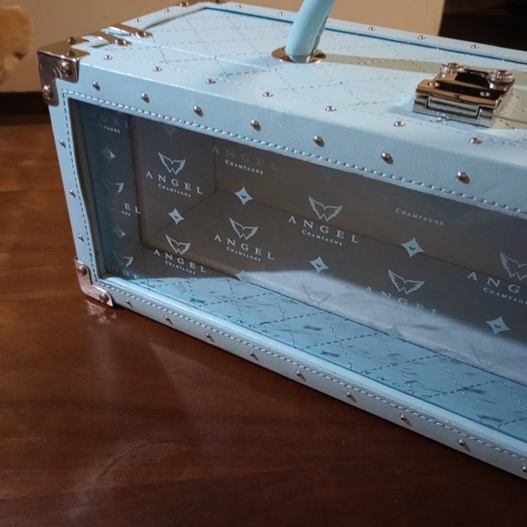 エンジェル シャンパン 空き箱ドゥセミック 水色|Yahoo!フリマ エンジェル シャンパン 空き箱ドゥセミック 水色|Yahoo!フリマ