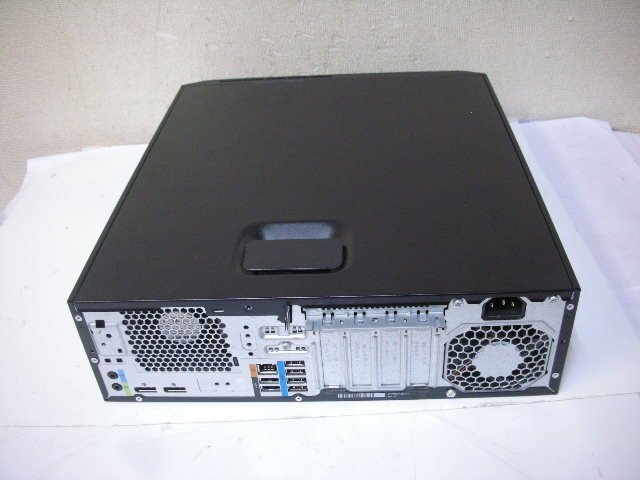 HP Z2 SFF G4 WorkStation(Xeon QuadCore E-2124G 3.4GHz/16GB/SSD M.2 256GB)の画像4