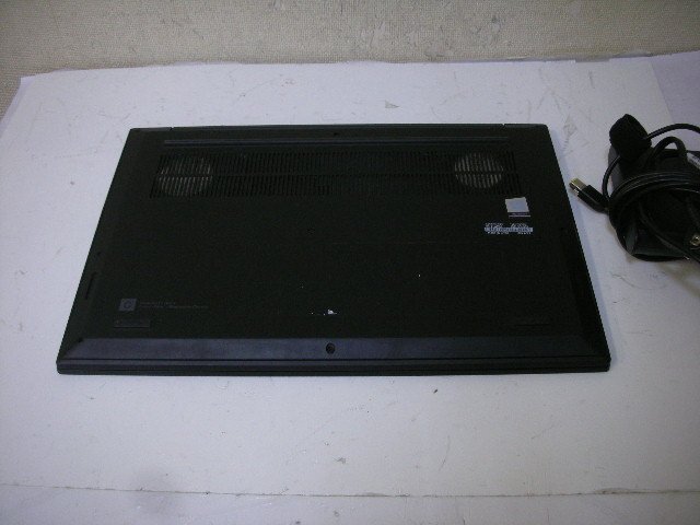 Lenovo ThinkPad P1 Gen3(20TJS3N000)Core i7-10850H 2.7GHz/32GB/SSD M.2 512GBの画像7