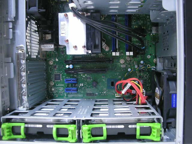Fujitsu PRIMERGY TX1310 M3(Xeon QuadCore E3-1225 V6 3.3GHz/8GB/SATA 3.5インチ 1TB x 2)の画像2