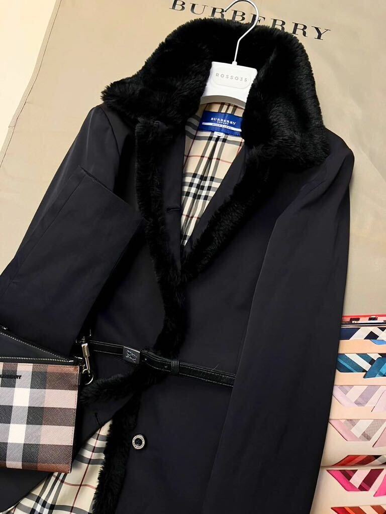 J17【エレガントファー!!】参考価格16万●超美品BURBERRY BLUE LABEL●爽やかなオーラ●高級トレンチコート バーバリーコート レディースの画像3