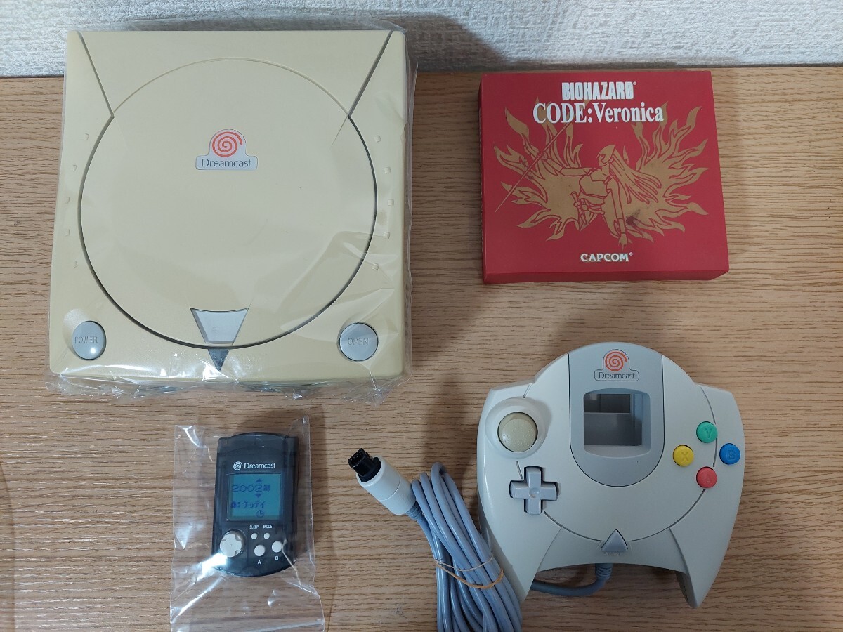 SEGA セガ Dreamcast ドリームキャスト DC本体+ソフト バイオハザード コード:ベロニカの画像1