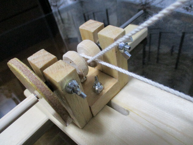 * desk * thread .. vessel * wooden * rotation ratio 1:32* hand made new goods 