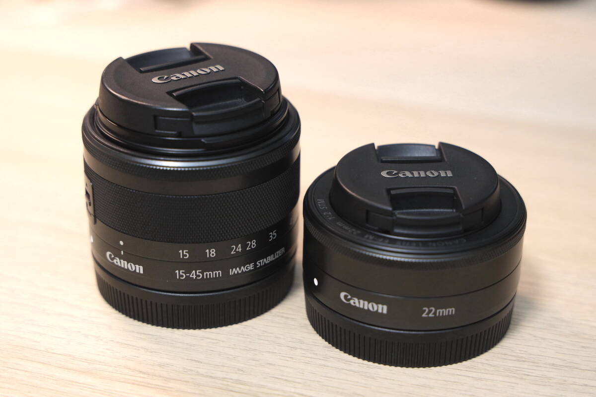 美品 Canon EOS M10 ダブルレンズキット ブラック / ミラーレス カメラ 黒 EF-M 15-45mm 22mm キャノン キヤノン ズーム レンズ セットの画像7